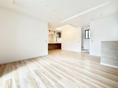 ���r���O �������i�`�������ȃ��r���O�͂ǂ�ȃC���e���A�ɂ������܂�  