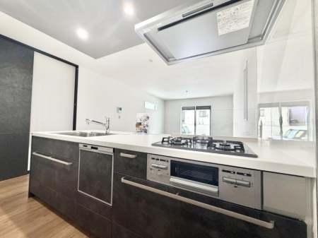 �L�b�`�� 2����  ���Ƒ����J��[�߂�A������̂���L�b�`��