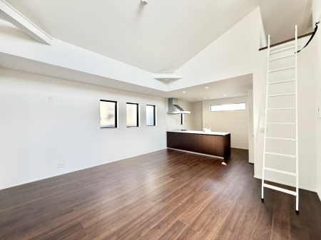 ���r���O �������Ƌ��u���Ă��������߂�����L���̃��r���O  