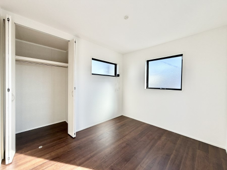 ���̑����� ������2�ʍ̌��Ŗ��邢�����I