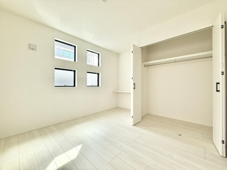 �q������ �������Ƌ�⃌�C�A�E�g�����R�ɔz�u�ł��邽�ߎg�����肪�ǂ����K�ɉ߂����܂�