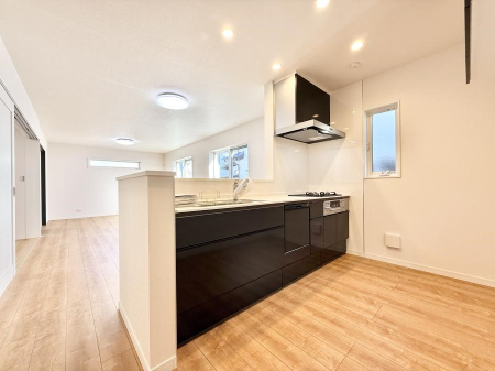 �L�b�`�� �������Ƒ����J��[�߂�A������̂���L�b�`��