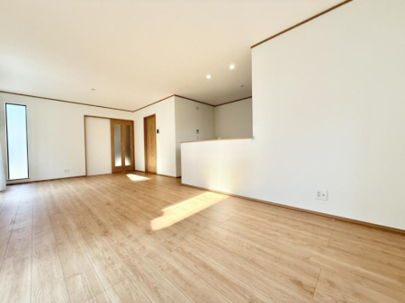 ���r���O ���������R�Ɖ�b�����܂��A�S�n�悢�ЂƂƂ�