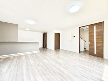 ���r���O �������C���e���A���l����̂��y���݂ȍL�����r���O�ł��I