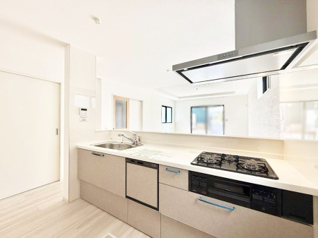 �L�b�`�� �����������������Ɗy�����Ȃ�A���K�ȃL�b�`�����