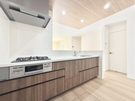 �L�b�`�� �������V���v���Ŕ������S�n�悢���Ԃ𐶂ރL�b�`�����