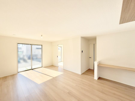 ���̑����� �������Ƒ��̏Ί炪���ӂ��A���났�̋��