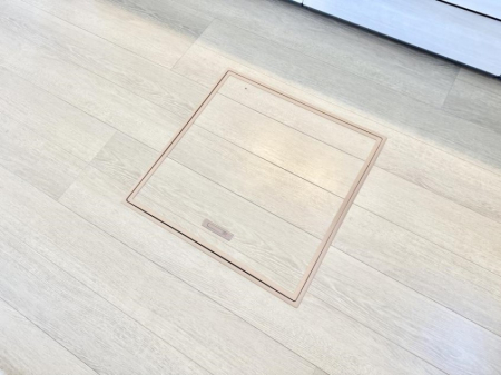 ���̑����� �ݔ����B�ꂽ���[�X�y�[�X�ŉƑS�̂��X�b�L��