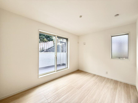 �Q�� �������傫�ȑ��͊J����������A���邳�ʕ��o�b�`���ł�