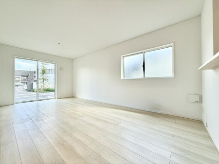 ���r���O �������z�������˂����ޖ��邢LDK�͉Ƒ��ł̂�т芰���܂�  