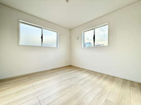 ���̑����� ������2�ʍ̌��Ŗ��邢�����I