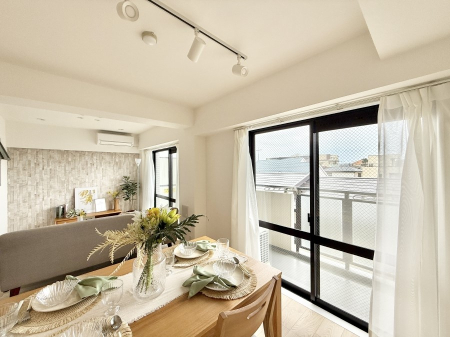 ���r���O ���������ƕ���������A�����b�N�X�ł�����