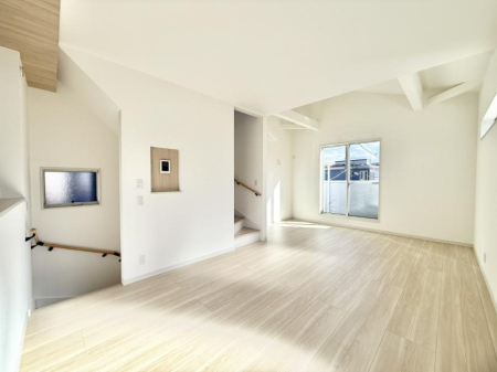 ���̑����� �������Ƒ��̏Ί炪���ӂ��A���났�̋��