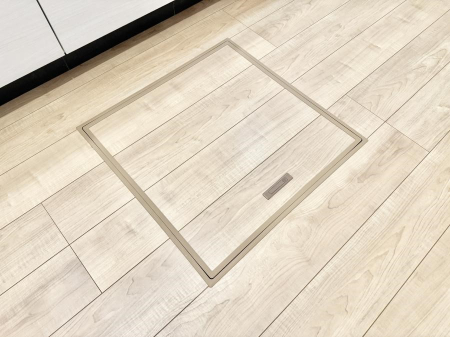 ���̑����� �ݔ����B�ꂽ���[�X�y�[�X�ŉƑS�̂��X�b�L��