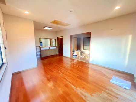 ���r���O ���������r���O���ɋ���������A�����ԂƂ��ĊJ��������X�y�[�X���m�ۂł��܂��B