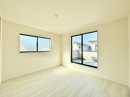 �q������ �������傫�ȑ��͊J����������A���邳�ʕ��o�b�`���ł�  