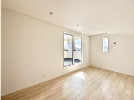 �Q�� ���������̔z�u��ʋC���̗ǂ��݌v�ŕ����̋�C�������炸�A��ɐV�N�ȋ�C������܂�