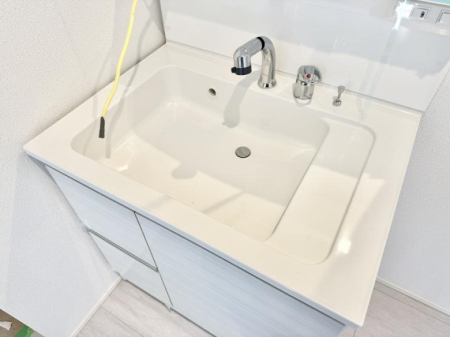 ���̑����� �ݔ����ׂ��������܂Ő􂢂₷���֗��ȃn���h�V�����[�t��