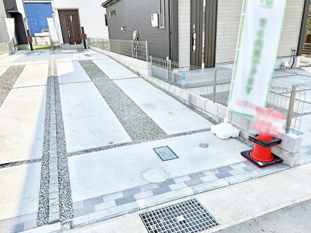  �O�ρ������̒��Ԃ����K��