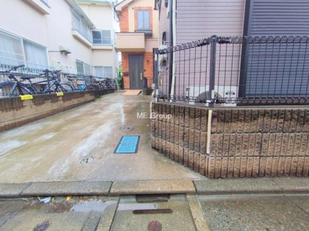  �O�ρ��J�[�X�y�[�X�L