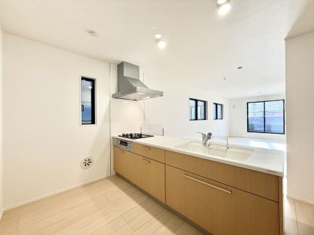 �L�b�`�� �������Ƒ����J��[�߂�A������̂���L�b�`��