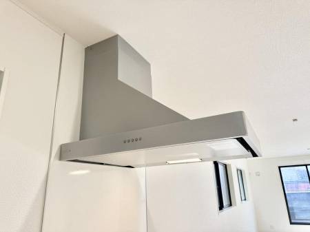 ���̑����� �ݔ����������̏��C����������C��ɗU������A�����I�ɔr�����ł��܂��B