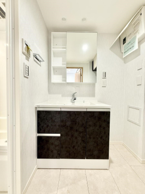 ʑEʏ 邢ʏ͖̎yłႢł