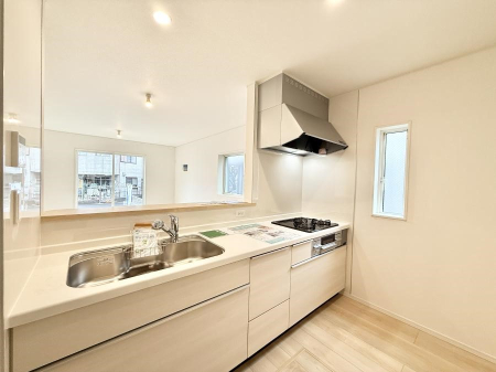 �L�b�`�� ���������y���݂ƐH�ׂ�K����͂���L�b�`��