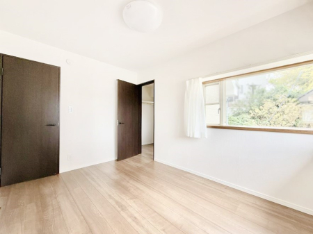 ���̑����� �������Ƒ��̏Ί炪���ӂ��A���났�̋��