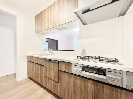 �L�b�`�� �������V���v���Ŕ������S�n�悢���Ԃ𐶂ރL�b�`�����