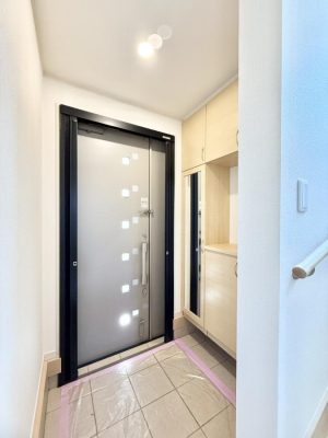 ���� �������L�X�A�Y��Ȍ��ւł��q�l�����o�}���I  