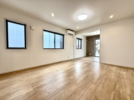 ���r���O �������V���v���������ґ�A��؂Ȑl�Ɖ߂����S���قǂ�����