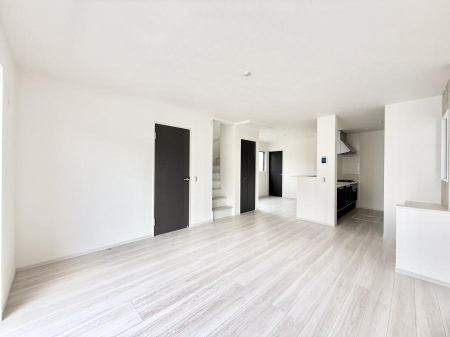 ���r���O ���������R�Ɖ�b�����܂��A�S�n�悢�ЂƂƂ�