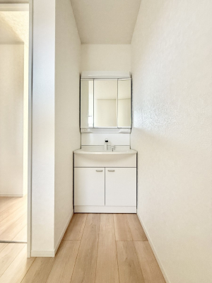 ���ʑ�E���ʏ� �������Ƒ��݂�Ȃ��g���₷���z�u�ł�