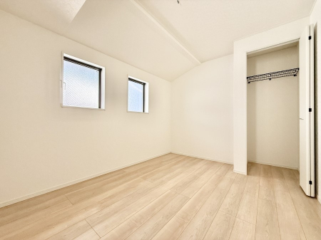 �q������ �������Ƌ�⃌�C�A�E�g�����R�ɔz�u�ł��邽�ߎg�����肪�ǂ����K�ɉ߂����܂�