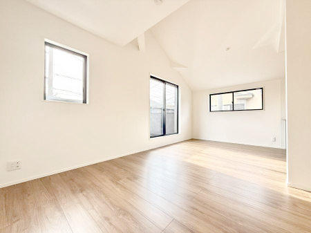 ���r���O ���������ƕ���������A�����b�N�X�ł�����