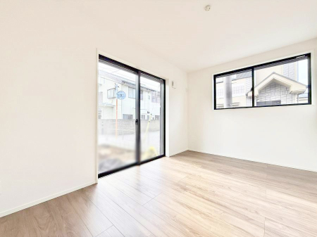 ���̑����� �������D��ŉ��₩�Ȏ��Ԃ��������