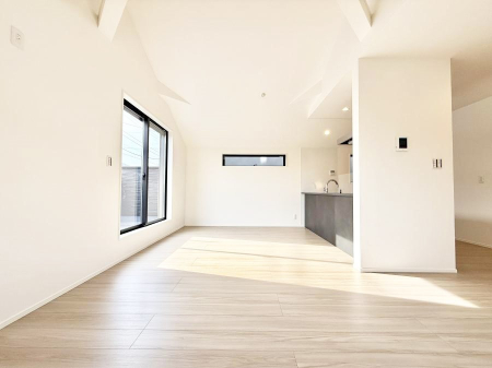 ���r���O ���������C�ɓ���̏ꏊ�ŁA�̂�т�Ƃ������Ԃ�