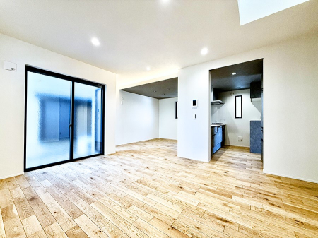 ���r���O �������Ƌ��u���Ă��������߂�����L���̃��r���O  