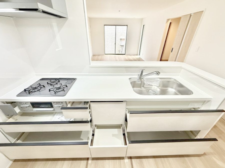 �L�b�`�� ���������[�͖L�x�ȃV�X�e���L�b�`���ł��I