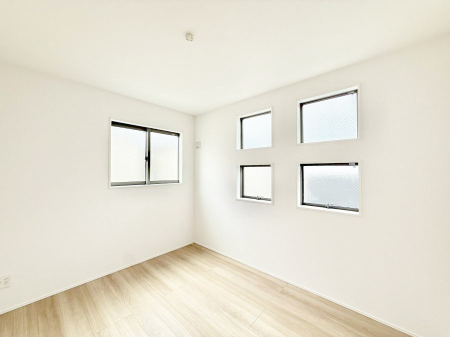 ���̑����� ������2�ʍ̌��Ŗ��邢�����I