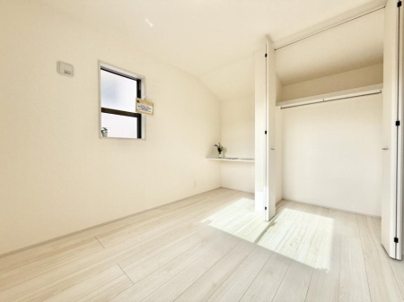 �q������ �������Ƌ�⃌�C�A�E�g�����R�ɔz�u�ł��邽�ߎg�����肪�ǂ����K�ɉ߂����܂�