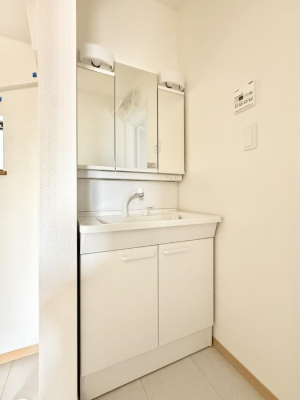 ���ʑ�E���ʏ� ����