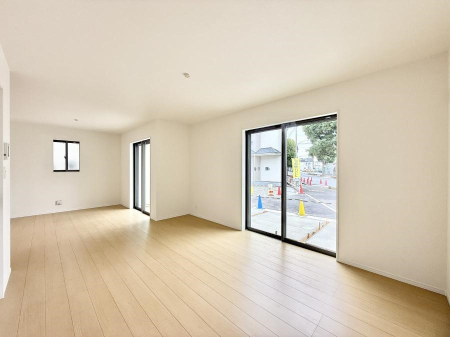 ���̑����� �z�������˂����ޖ��邢LDK�͉Ƒ��ł̂�т芰���܂�