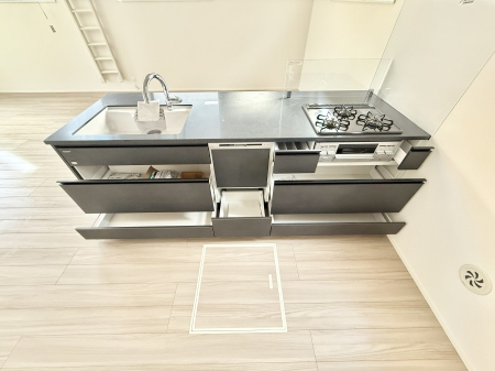 �L�b�`�� �������A�C�f�A�L����A�N���G�C�e�B�u�ȗ������