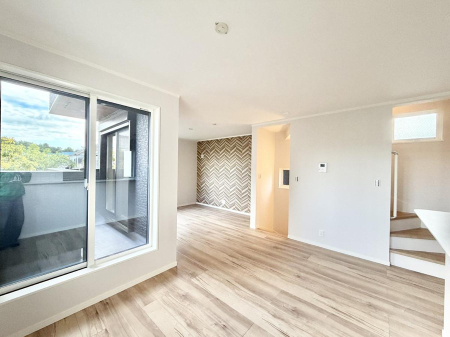 ���r���O �����������������Ɠ��ʂɂ���A�e���̋��