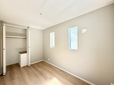 �q������ �ǂ��ɂȂɂ�u�����y���݂Ȏ����̂�����