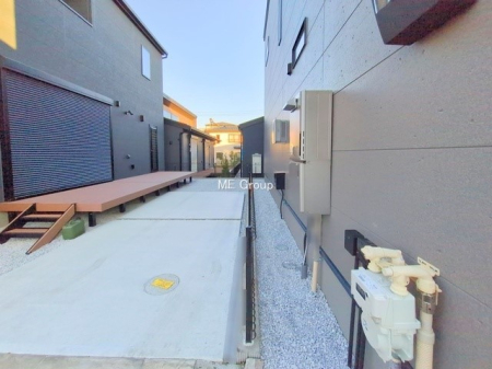 ���̑� �O�ρ��V�C�̗ǂ����̓E�b�h�f�b�L�ł̂�т�����ڂ���  