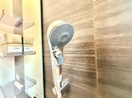 ���̑����� �ݔ����킴�킴�V�����[�����̃��o�[�܂Ŏ��L�΂��K�v���Ȃ��A�ȒP�Ɏ~���ł���