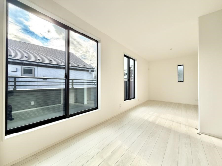 �q������ �������v���C�x�[�g��ԂƂ��ĐÂ��ŗ�������������񋟂��Ă���܂�